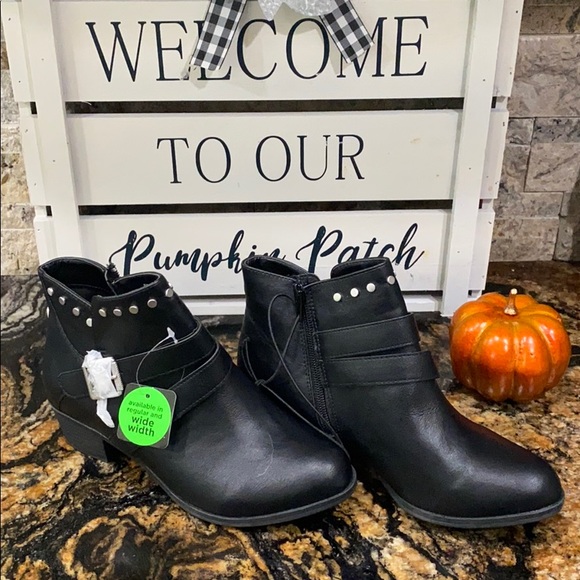 jcpenney wide width shoes